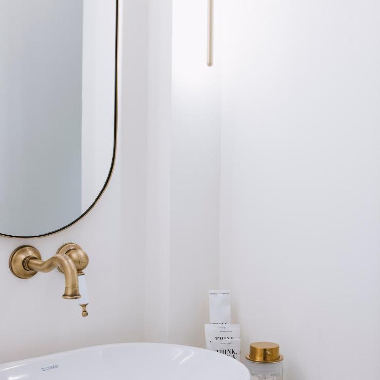 MASANET Emblematic Hotels by Airnest - Interior Deluxe Room - 4