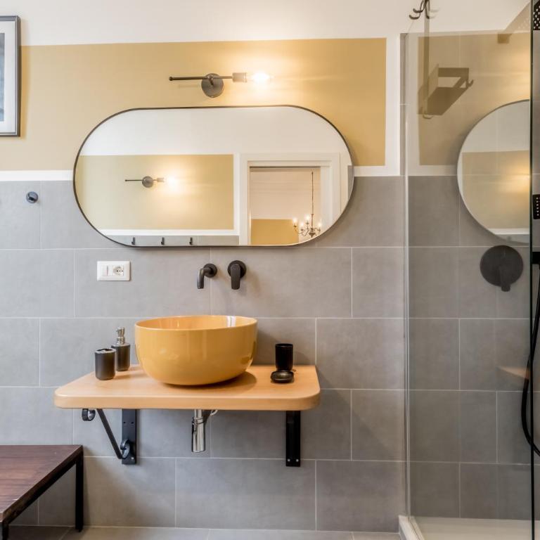 Palazzo Sapienza Design Suites - Camera Tripla con Bagno Privato - 12