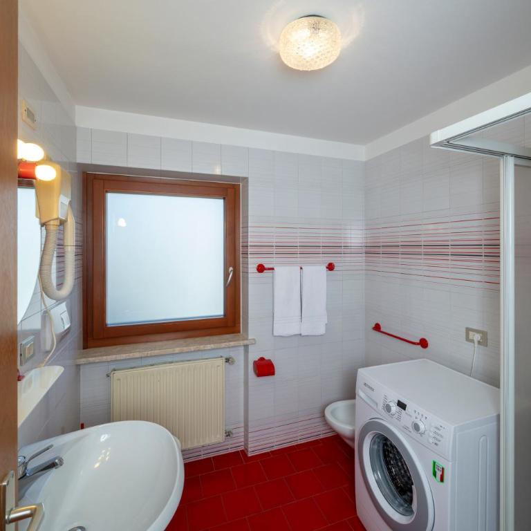Cèsa Al Bosch - Appartamento con 1 Camera da Letto, Balcone e Vista Montagna - 8