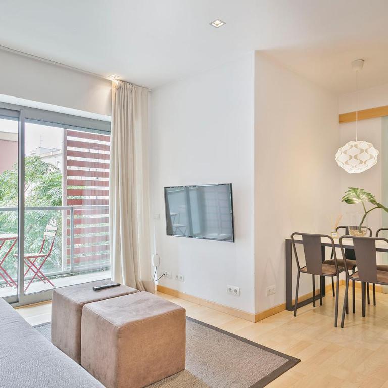 Lugaris Rambla Apartments - Apartamento Premium - 17