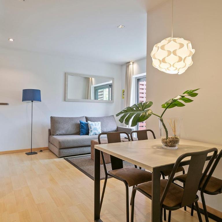 Lugaris Rambla Apartments - Apartamento Premium - 12