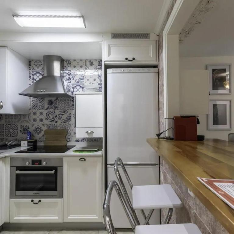 Casco Viejo, tranvía, metro, Bilbao a pie - Apartamento de 1 Dormitorio con balcón y vistas a la ciudad - 13