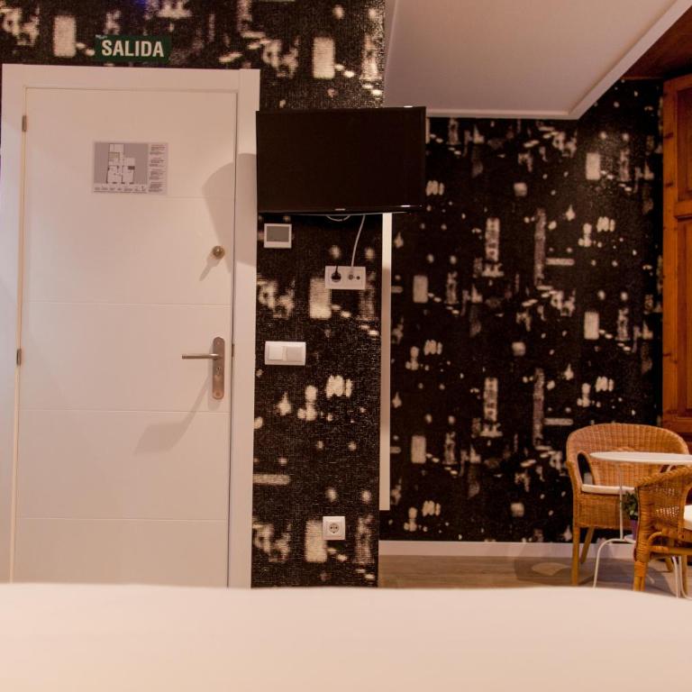 Host & Home - Superior Double Room - 5