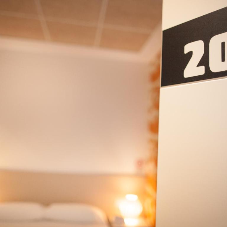 Host & Home - Large Double Room - 7