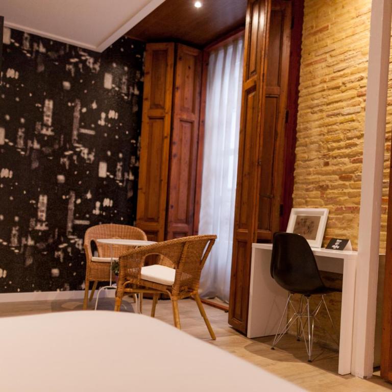 Host & Home - Superior Double Room - 6