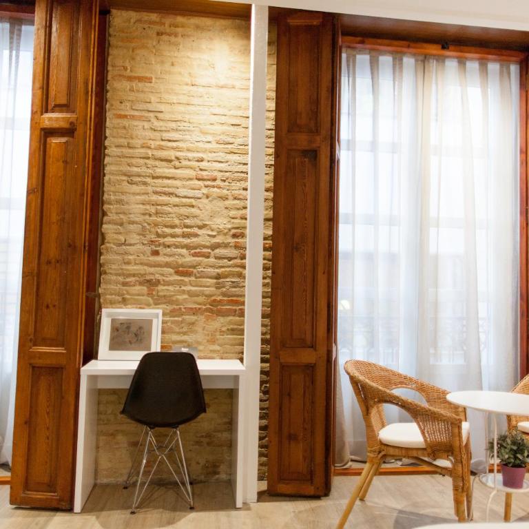 Host & Home - Superior Double Room - 7