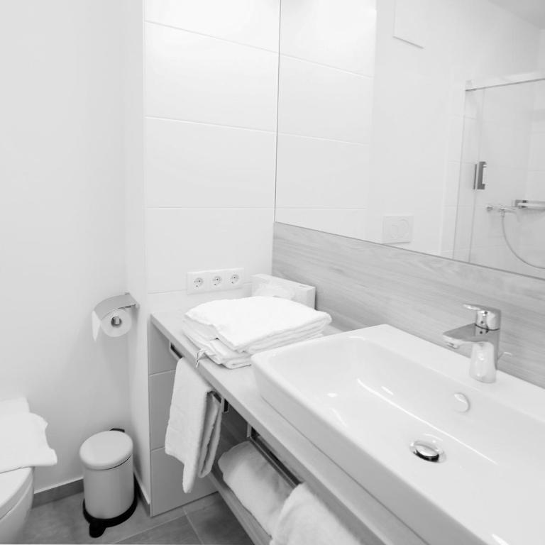 DORMERO SeHo Graz - Standard Doppelzimmer - 2