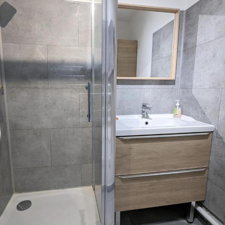 Le Clairvaux - Proche centre avec 1 place en parking souterrain - Apartment mit 2 Schlafzimmern - 14