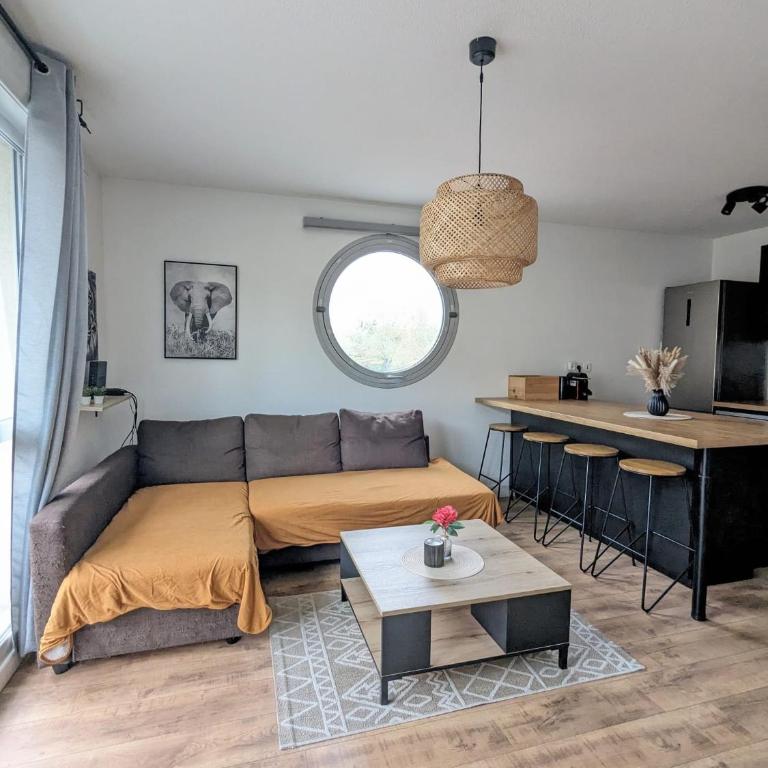 Le Clairvaux - Proche centre avec 1 place en parking souterrain - Apartment mit 2 Schlafzimmern - 4