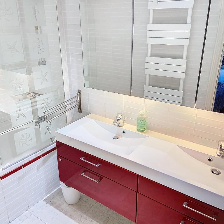 A 2 pas des plages piscine 183L STENJ - Studio mit Gartenblick - 5
