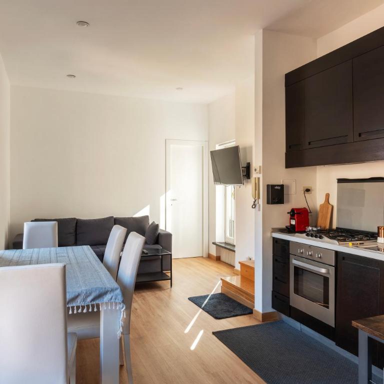 Via del Piè di Marmo Private Apartment - Two-Bedroom Apartment - 7
