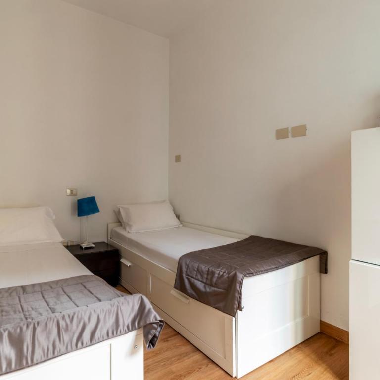 Via del Piè di Marmo Private Apartment - Two-Bedroom Apartment - 20