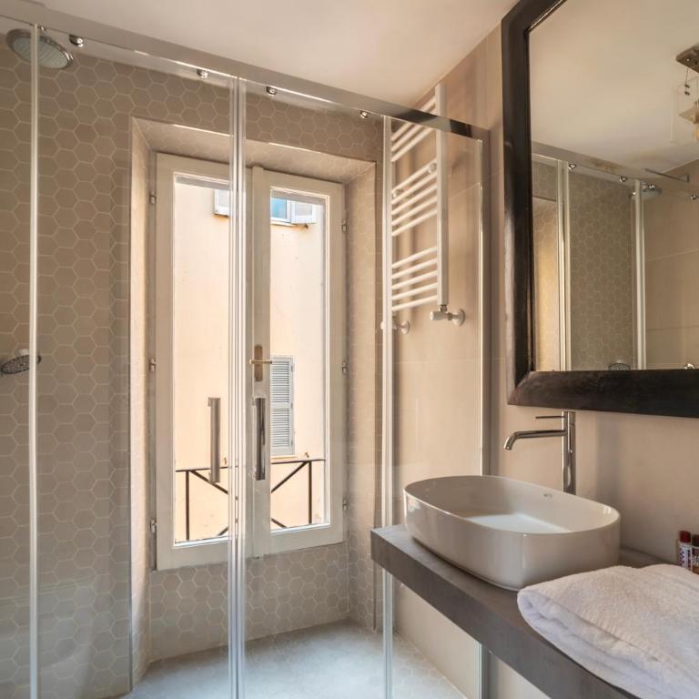 Via del Piè di Marmo Private Apartment - Two-Bedroom Apartment - 15