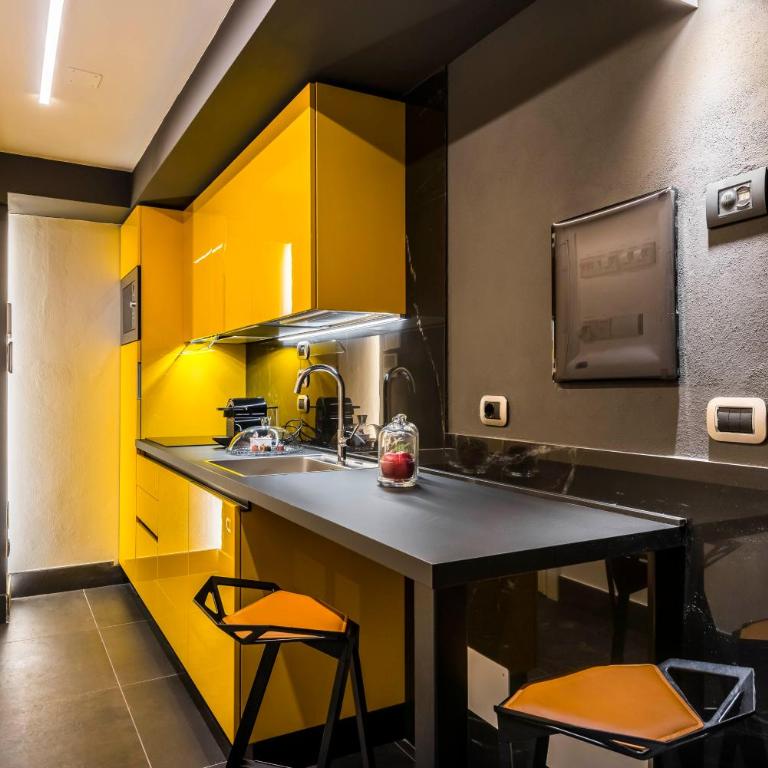 Motor Valley Styled - Luxury Apartments by Design Club Collection - Studio Apartment with One Double Bed - 1