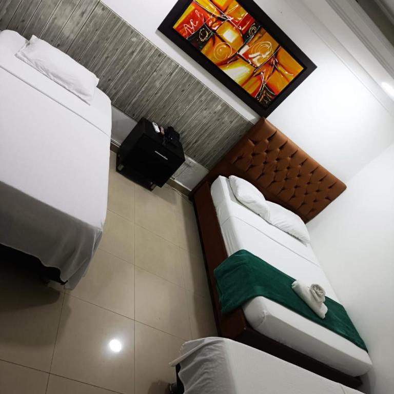 Hotel Suite Imperial 72 - Habitación Triple - 3