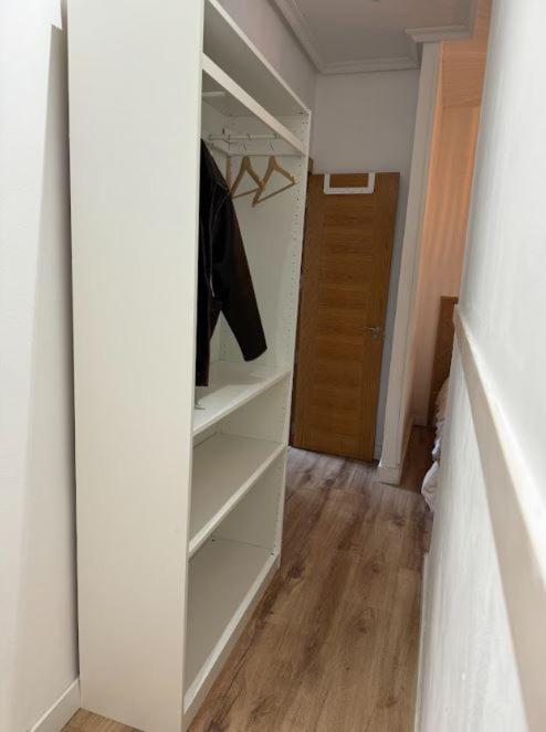 La Guapa de Malasaña - One-Bedroom Apartment - 26