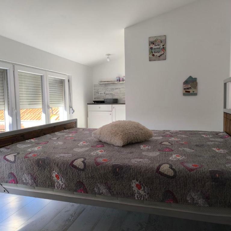 Apartment By the River - Studio - 8