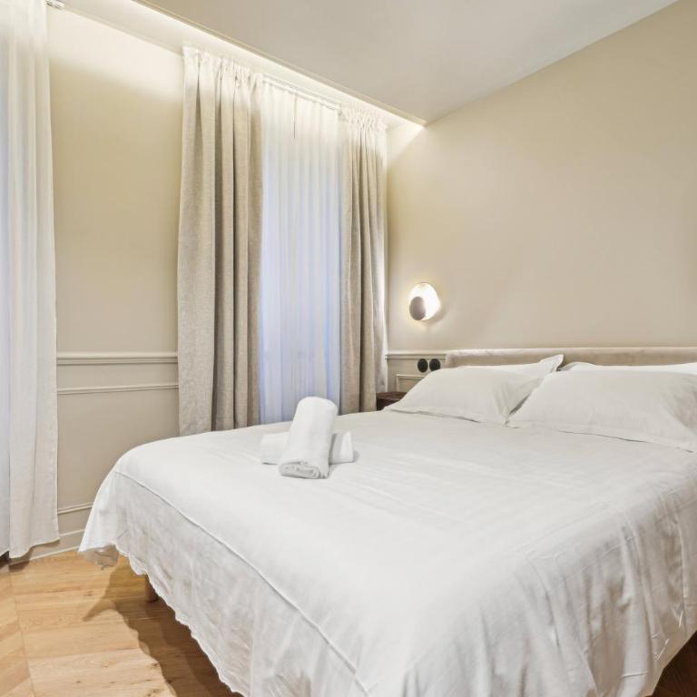 Hôtel Clémence - Double Room with Private Bathroom - 1