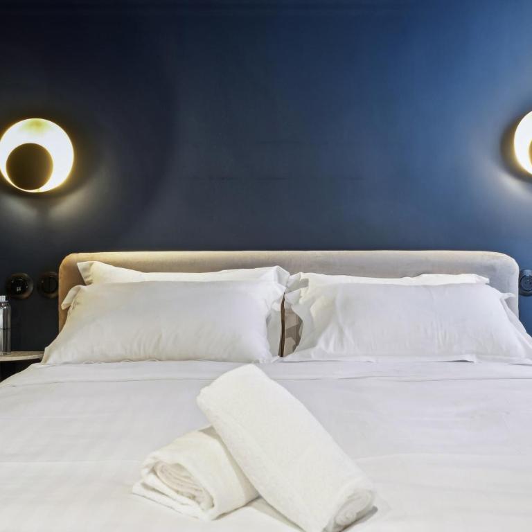 Hôtel Clémence - Double Room with Private Bathroom - 7
