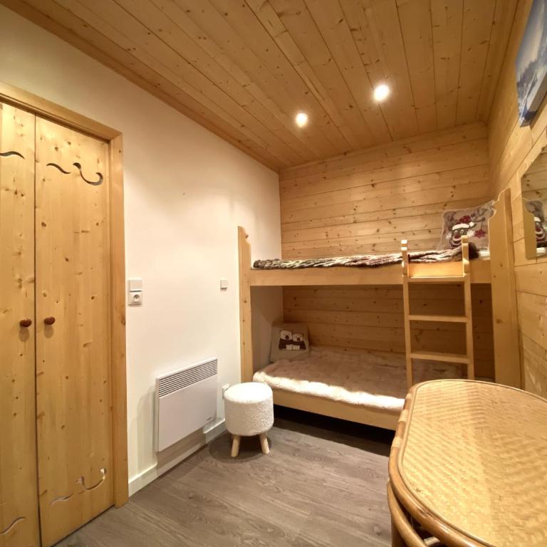 Courchevel 1850 - 4 personnes - ski aux pieds - wifi gratuit - One-Bedroom Apartment - 8