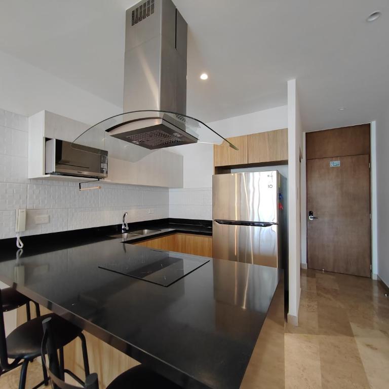 New & Equipped Apartment Steps From The Beach With Pool Jacuzzi By Yeah - Two-Bedroom Deluxe Apartment - 11