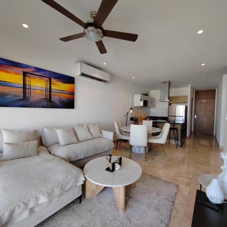 New & Equipped Apartment Steps From The Beach With Pool Jacuzzi By Yeah - Two-Bedroom Deluxe Apartment - 13