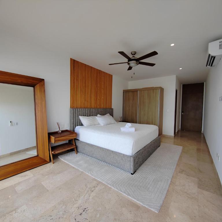 New & Equipped Apartment Steps From The Beach With Pool Jacuzzi By Yeah - Two-Bedroom Deluxe Apartment - 15