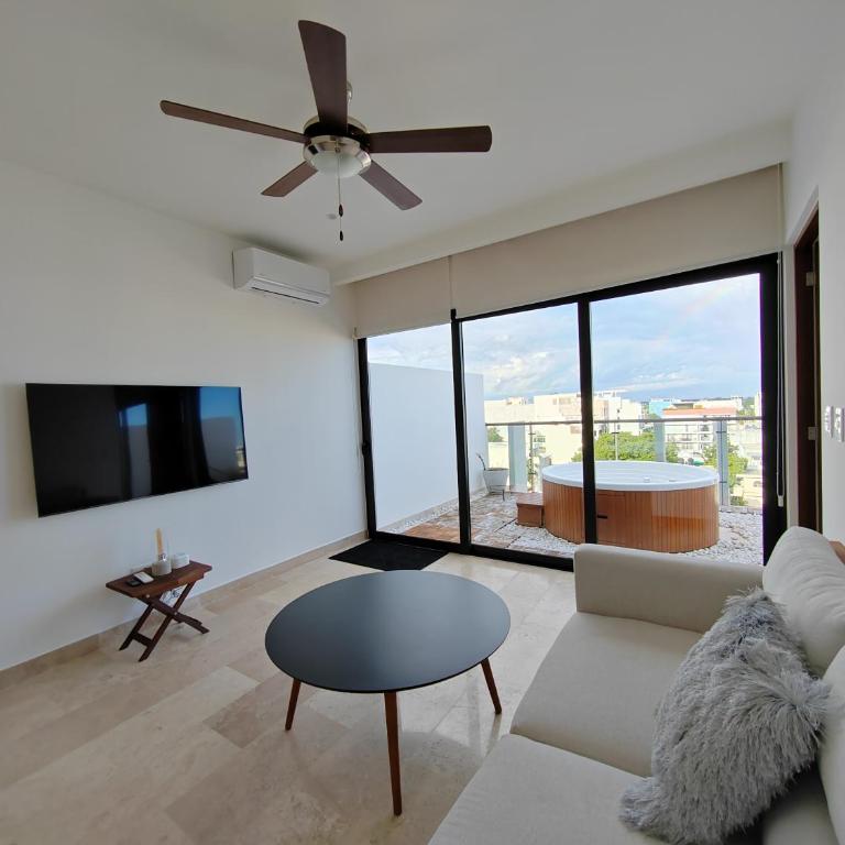 New & Equipped Apartment Steps From The Beach With Pool Jacuzzi By Yeah - Two-Bedroom Deluxe Apartment - 19