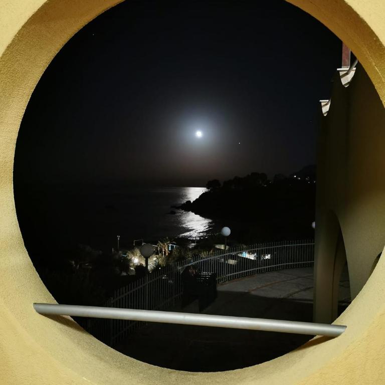 Casa Archi - Appartamento con 2 Camere da Letto, Terrazza e Vista Mare - 36