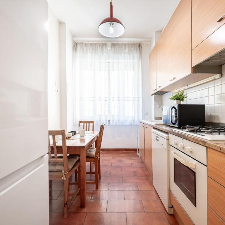 King Size Apartment WiFi AIR CONDITIONING TV50 10MIN COLOSSEO-TRASTEVERE - Appartamento con 2 Camere da Letto - 22