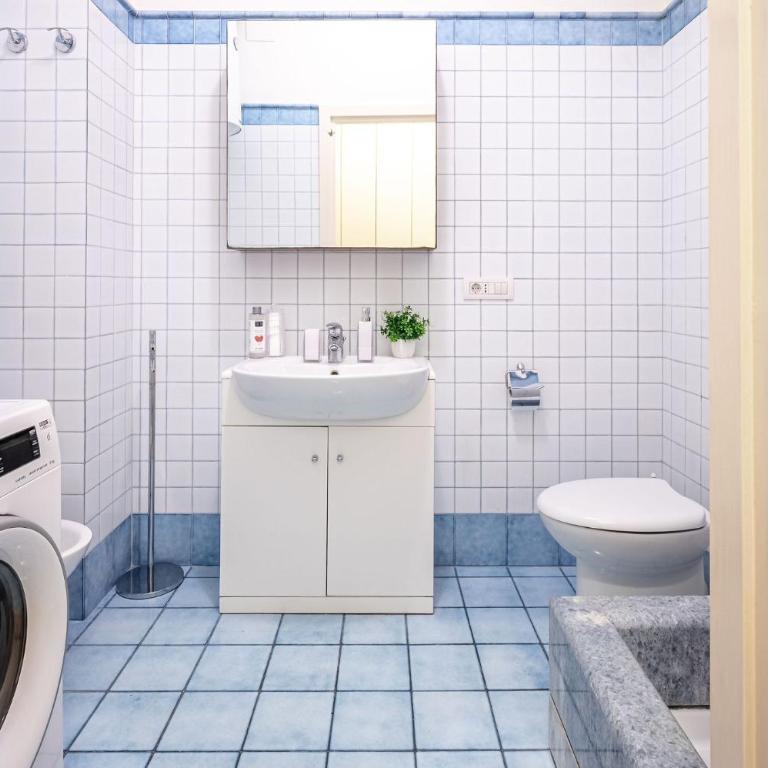King Size Apartment WiFi AIR CONDITIONING TV50 10MIN COLOSSEO-TRASTEVERE - Appartamento con 2 Camere da Letto - 32