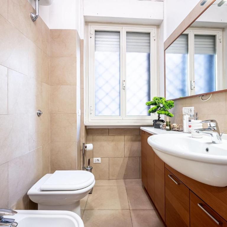 King Size Apartment WiFi AIR CONDITIONING TV50 10MIN COLOSSEO-TRASTEVERE - Appartamento con 2 Camere da Letto - 24