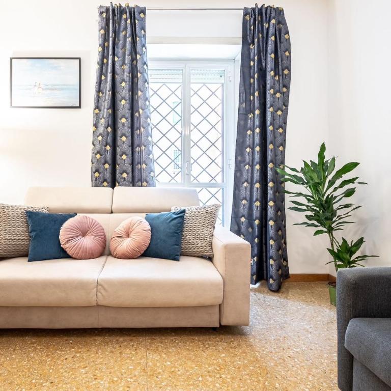 King Size Apartment WiFi AIR CONDITIONING TV50 10MIN COLOSSEO-TRASTEVERE - Appartamento con 2 Camere da Letto - 8
