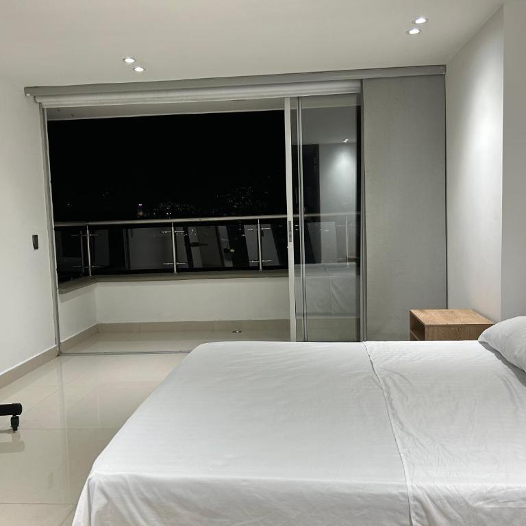 Hermoso y nuevo apartamento 16 - Apartamento de 3 dormitorios - 10