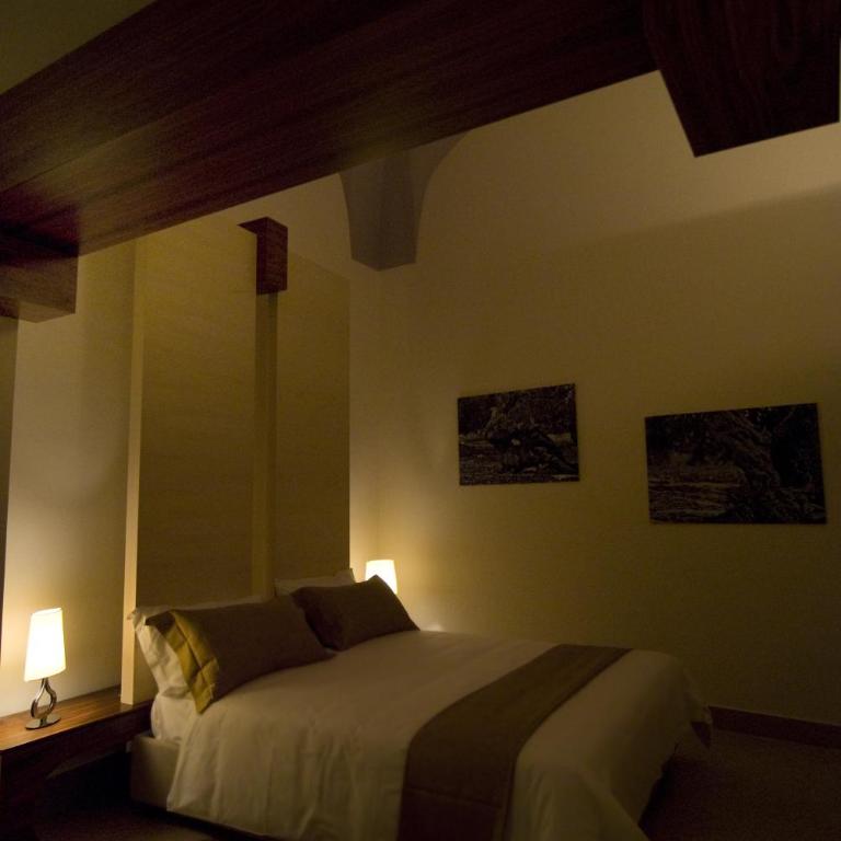 Alvino Suite And Breakfast - Suite con Finestra a Soffitto - 10