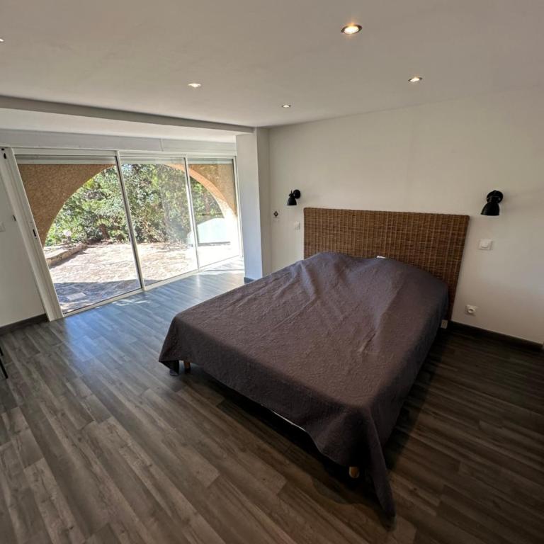 Villa provençale aux Issambres avec vue sur le golfe St Tropez - Villa - Vue sur Mer - 14