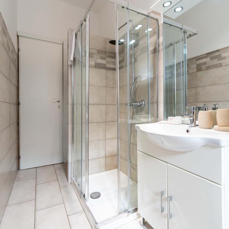 Suite 12 Milano centro parking free - Appartamento con 1 Camera da Letto - 24