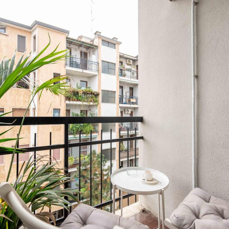 Suite 12 Milano centro parking free - Appartamento con 1 Camera da Letto - 32