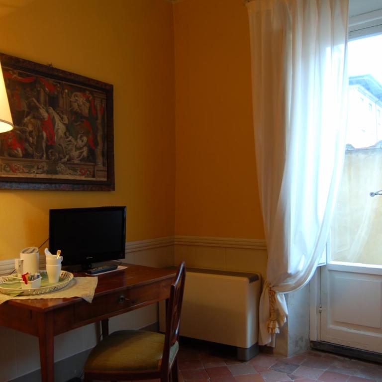 Palazzo Tucci Residenza d'epoca - Camera Matrimoniale - 14