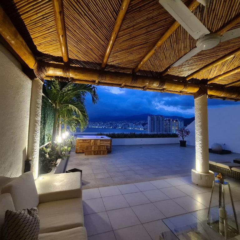 Penthouse en Las Brisas Acapulco - Apartamento tipo ático de 4 dormitorios - 68