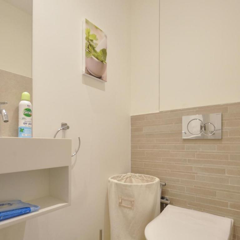 3 Bedroom Gorgeous Apartment In Vallauris - Appartement 3 Chambres - 21