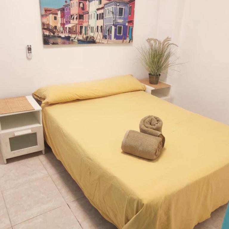 Penthouse with Terrace in the Heart of Valencia - Three-Bedroom Apartment - 10