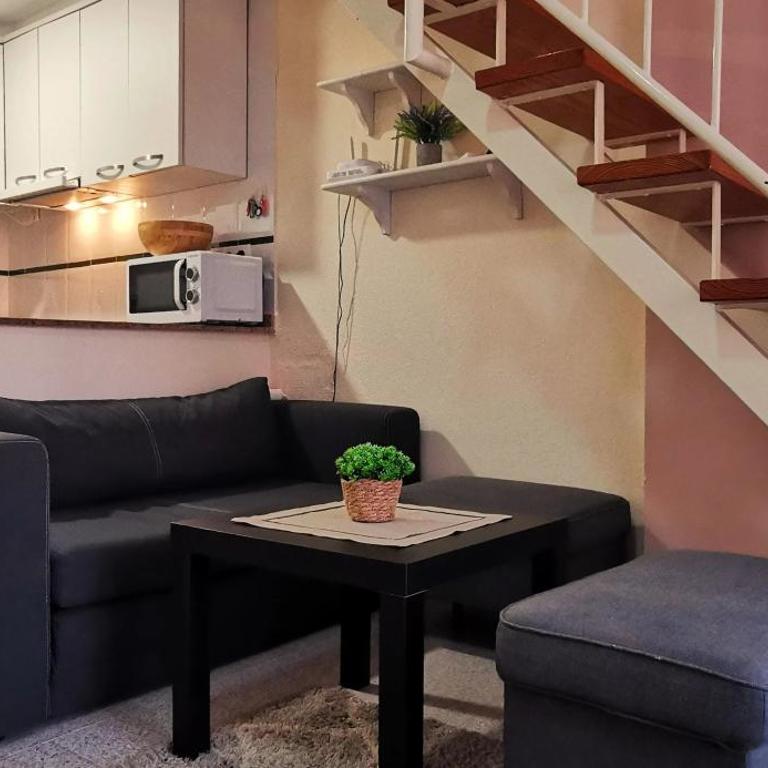Galeon - Three-Bedroom Apartment - High Floor - 9