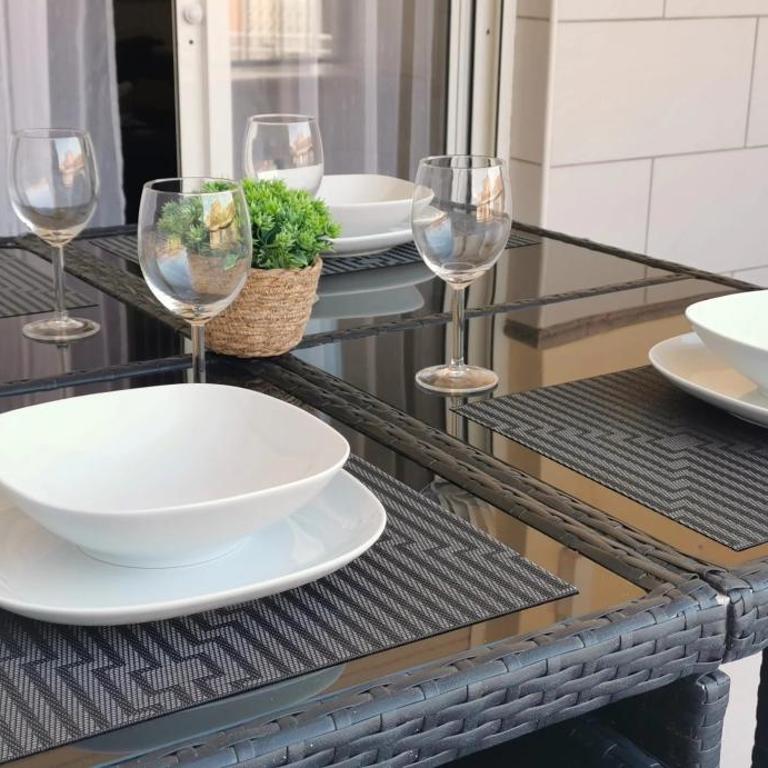Galeon - Three-Bedroom Apartment - High Floor - 34