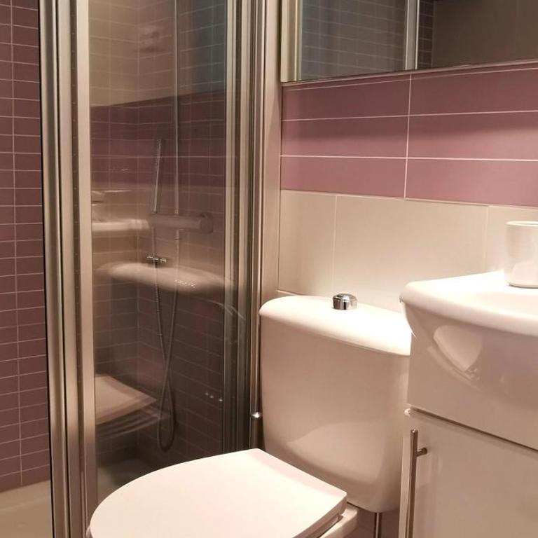 Galeon - Three-Bedroom Apartment - High Floor - 12