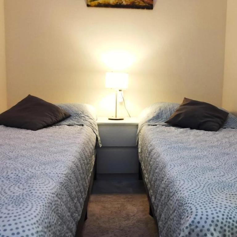 Galeon - Three-Bedroom Apartment - High Floor - 28