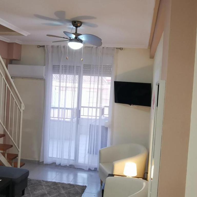 Galeon - Three-Bedroom Apartment - High Floor - 21