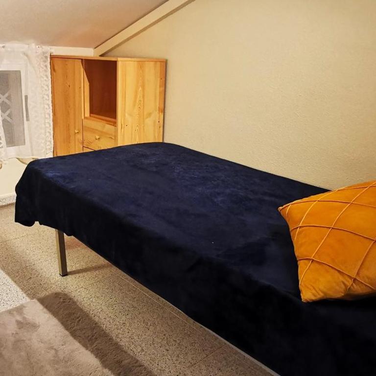 Galeon - Three-Bedroom Apartment - High Floor - 32