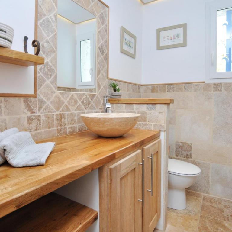 Lovely Home In Fréjus - Casa Vacanze con 4 Camere da Letto - 18