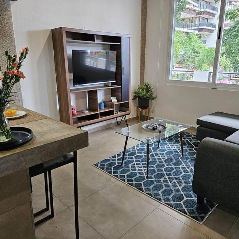 Atractivo Estudio en Zona Romántica L1 - One-Bedroom Apartment - 17